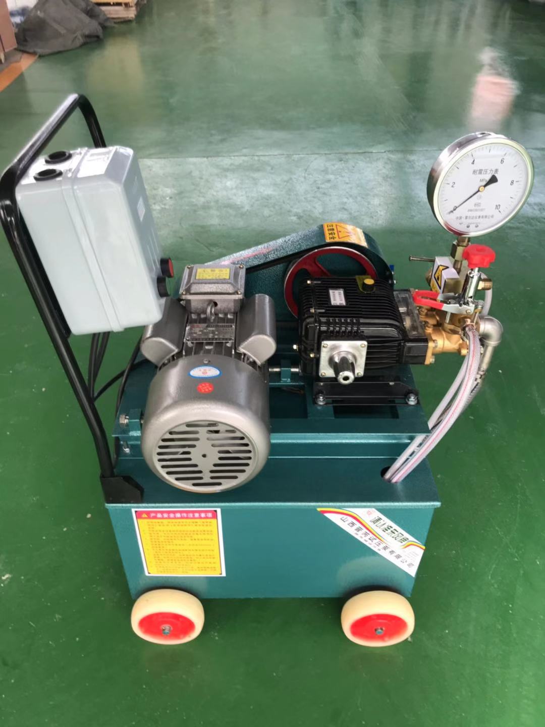 江苏3D-SY2000/4带水箱电动试压泵